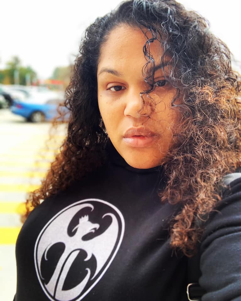 DELORIS TRIOLA LANE GEAR
